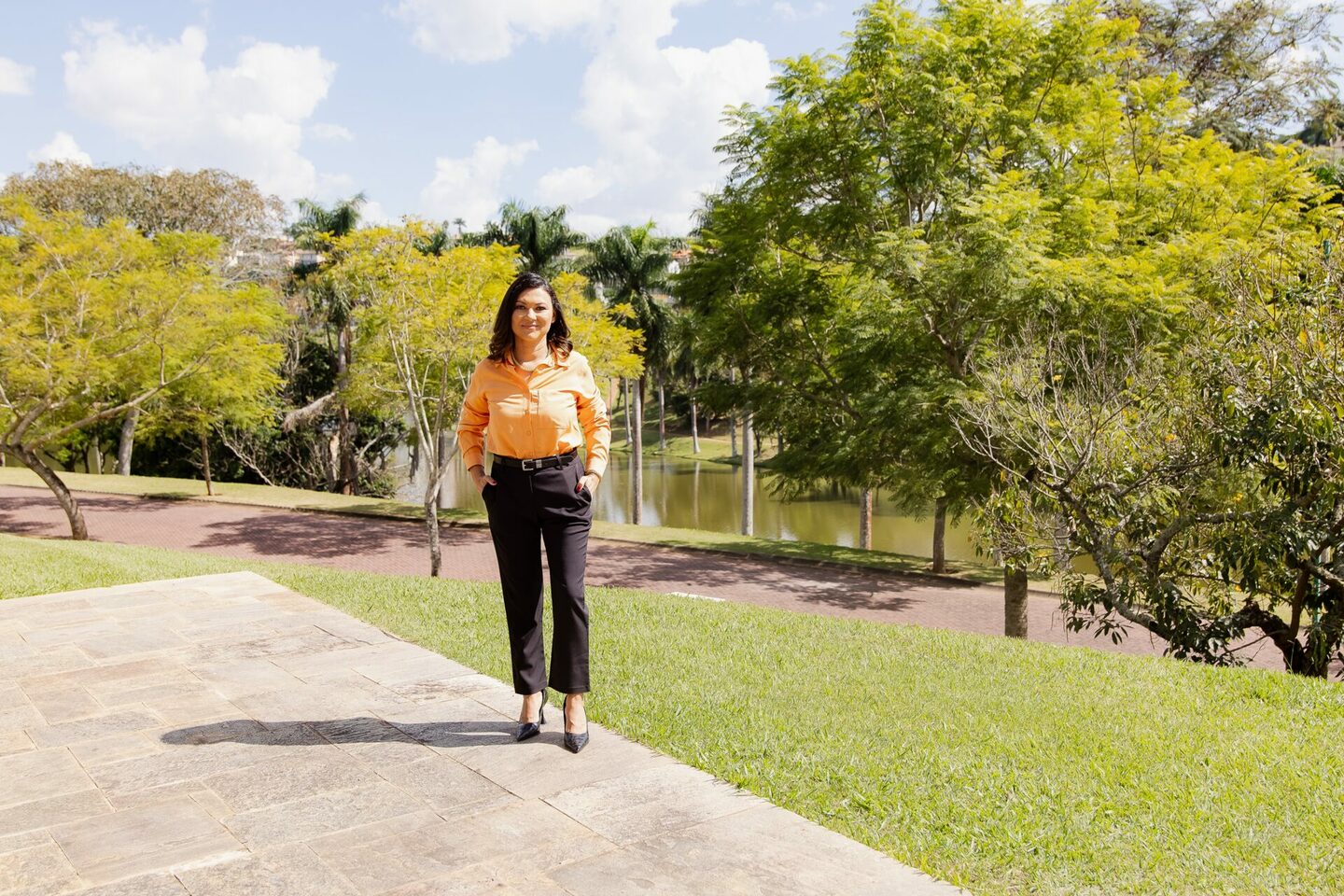 Elaine Contreras - Corretora de Imóveis